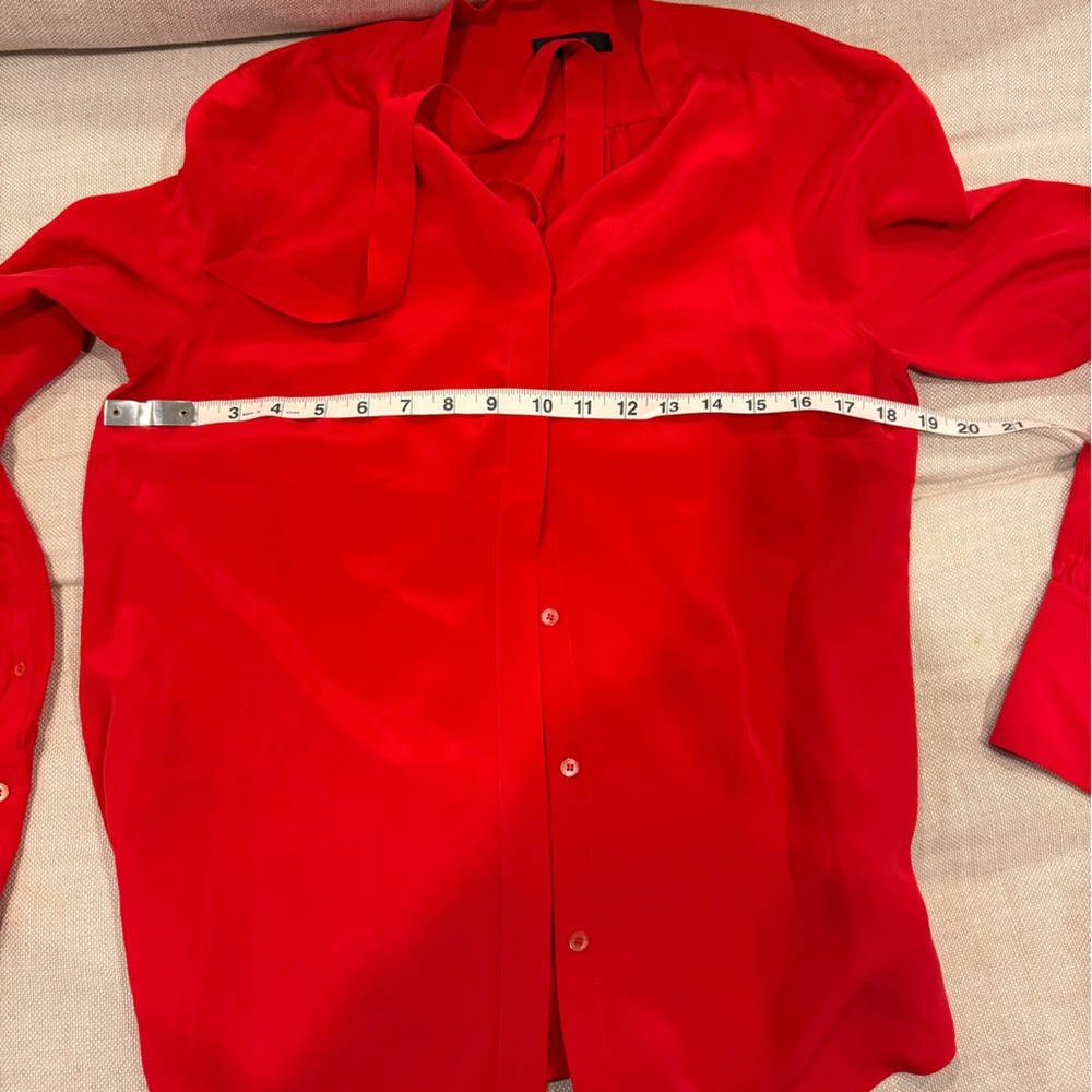 Beautiful red silk blouse - Picture 3 of 5